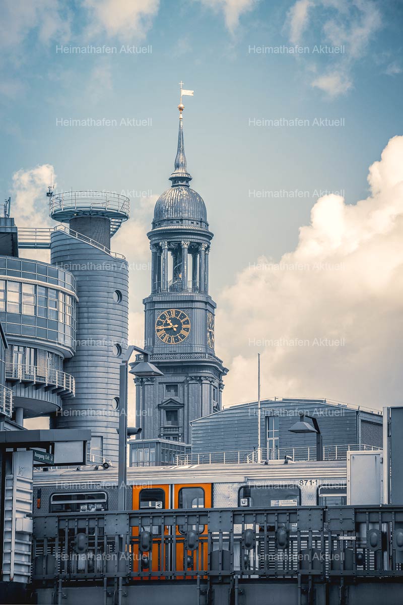 Hamburgbilder HAL-00032-Michel-UBahn Hamburgbilder HAL-00032-Michel-UBahn