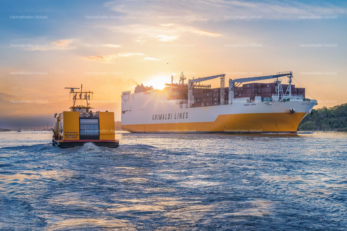 Hamburg-Hafenfotos-HAF-00202-Grimaldi_Lines-Hafenfähre amburg-Hafenfotos-HAF-00202-Grimaldi_Lines-Hafenfähre